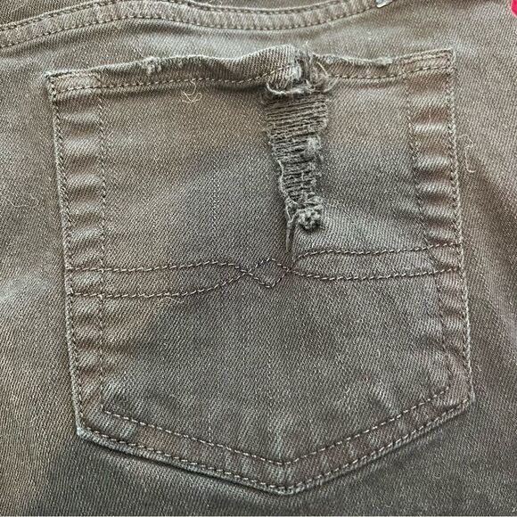 Lucky Brand Malibu Studded Cut Off Distressed Black Shorts size 30 - Picture 3 of 8